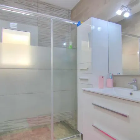 With Private Pool - Mv 3806 Calp